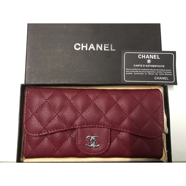 กระเป๋าสตางค์ Chanel Caviar สีแดง