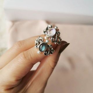 Labradorite​ Moonstone​ Vintage​ Ring​ แหวนลาบราดอไ​รต์ มูนสโตนสีรุ้ง​วินเทจ พลอยรีน้ำสวยกริบ พลอยเหลือบแสง เกรดพรีเมียม