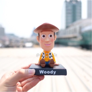 โมเดล Woody วู้ดดี้ ท่านั่ง ส่ายหัว 5นิ้ว Toy Story ทอยสตอรี่