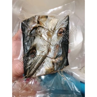 หัวปลาอินทรีย์เค็มหอม หัวใหญ่ ๆ ถูกๆ ขอปรับราคาขึ้นเป็น กิโล ละ 90 บ.นะคะ เนื่องจากปลามีราคาแพงขึ้นคะ