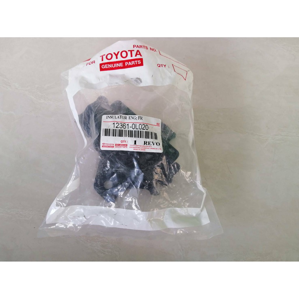 ยางแท่นเครื่องหน้า TOYOTA REVO,2400,2800,4x2,1GD,2GD OEM ราคาตัวละ 300บาท