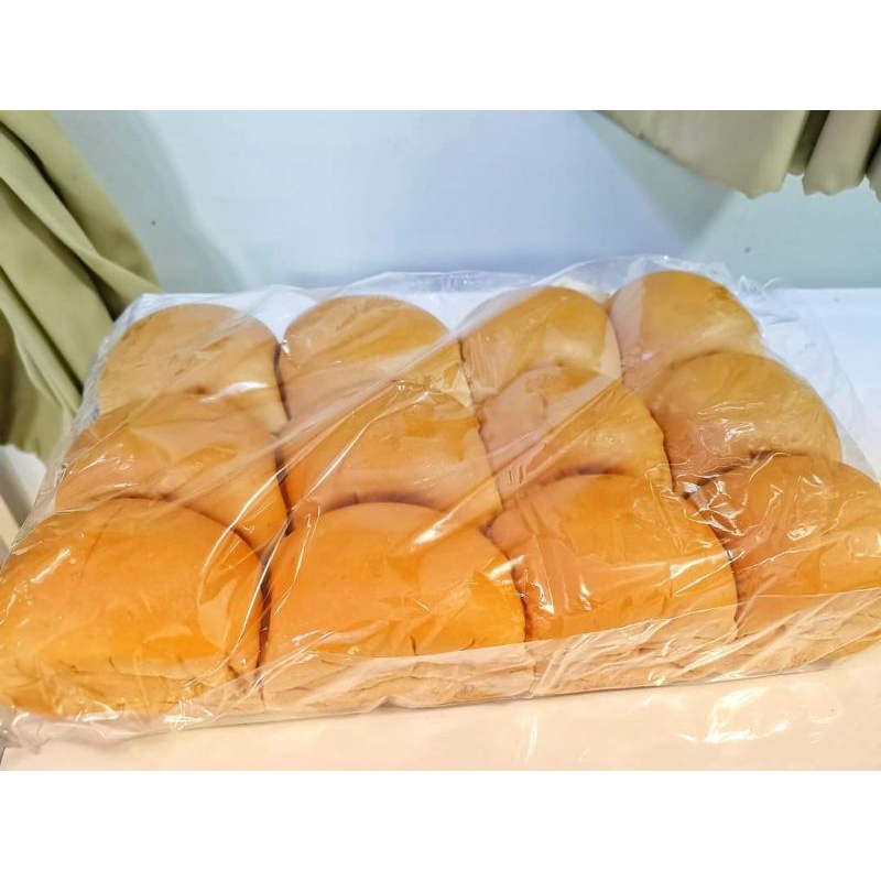ขนมปัง​แพไซส์​L 12 ลูก ยกลังมี 4 แพ็ค