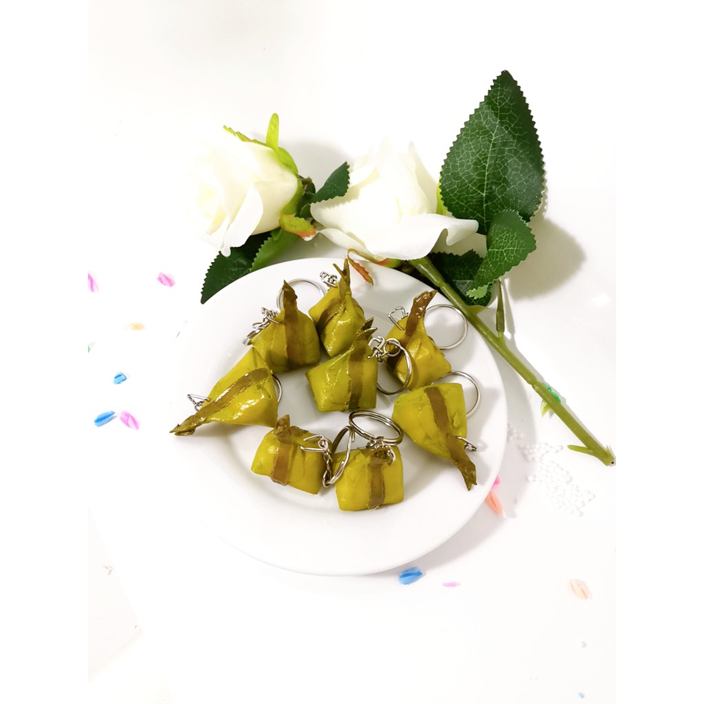 [12 ชิ้น] พวงกุญแจขนมใส่ไส้ ขนมสอดใส้ ขนมไทย พวงกุญแจแฮนด์เมด