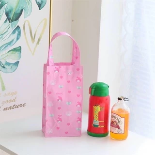 ถุงใส่แก้วเก็บความเย็น สามารถใส่แก้วได้ตั้งแต่ขนาด 20-40 ออนซ์ สนใจสั่งชื้อได้เลยจร้า ถ่ายจากงานจริง