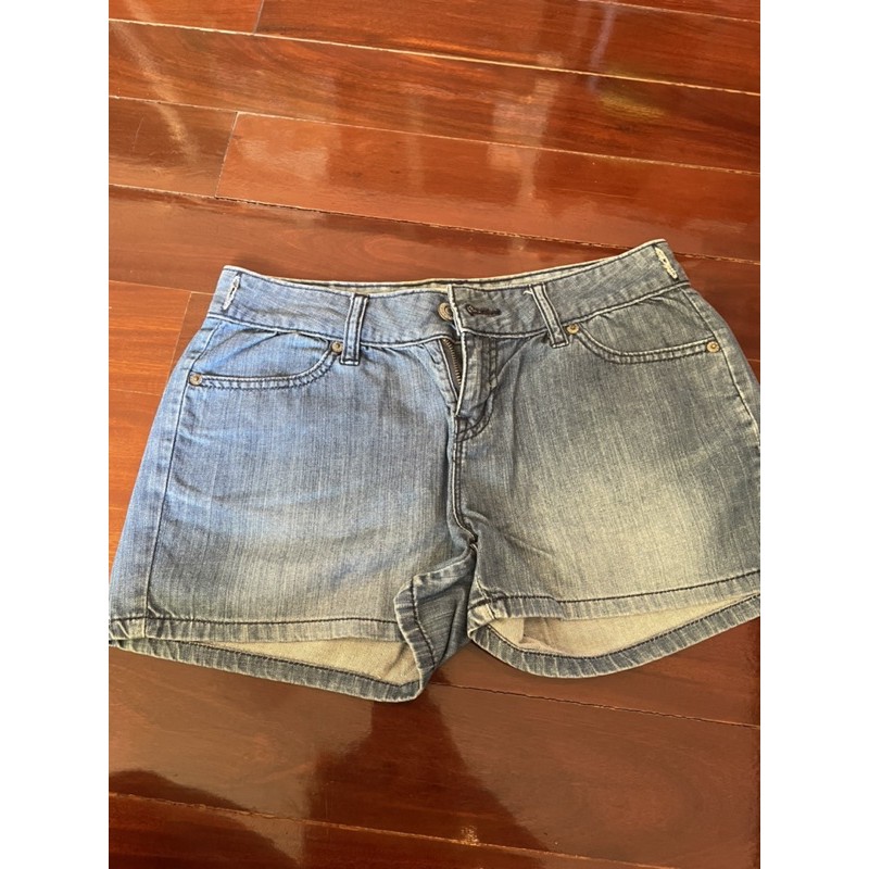 กางเกงขาสั้นยีนส์ Gap