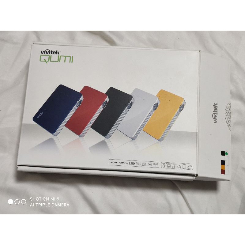 vivi tech โปรเจคเตอร์ qumi q5 500 Ansi Lumens มือสอง มินิโปรเจคเตอร์ mini projector