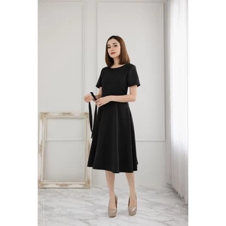 TEESBRAND ชุดทำงานสีดำ T1228 ทรงบาน เสื้อคอกลม มีโบว์เข็มขัด ชุดสุภาพ ใส่งานพิธี สินค้าพร้อมส่ง เดรสดำ
