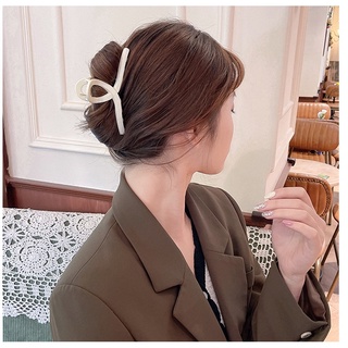 กิ้บติดผม กิ้บรวบผม minimal สีขาวครีม พร้อมส่งจากกทม