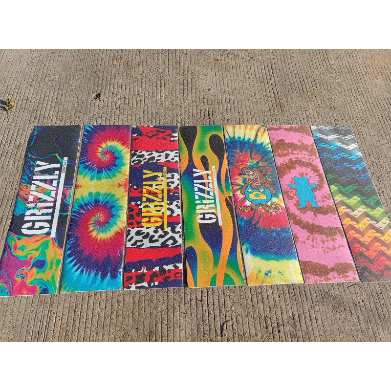 GRIZZLY GRIPTAPE SKATEBOARD SANPAPER PART 33*9INCH กระดาษทรายขัด 84*23 ซม. 33*9 นิ้ว สําหรับสเก็ตบอร