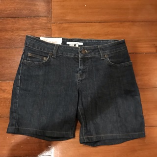 Zara กางเกงยีนส์ขาสั้น ถูกสุดๆ  เอว30-32” สะโพก38-38” ยาว14”