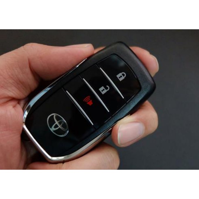 TOYOTA รุ่น Revo Rocco ซองหนังแท้ใส่กุญแจรีโมทรถยนต์ เคสหนัง ปลอกหนัง ...