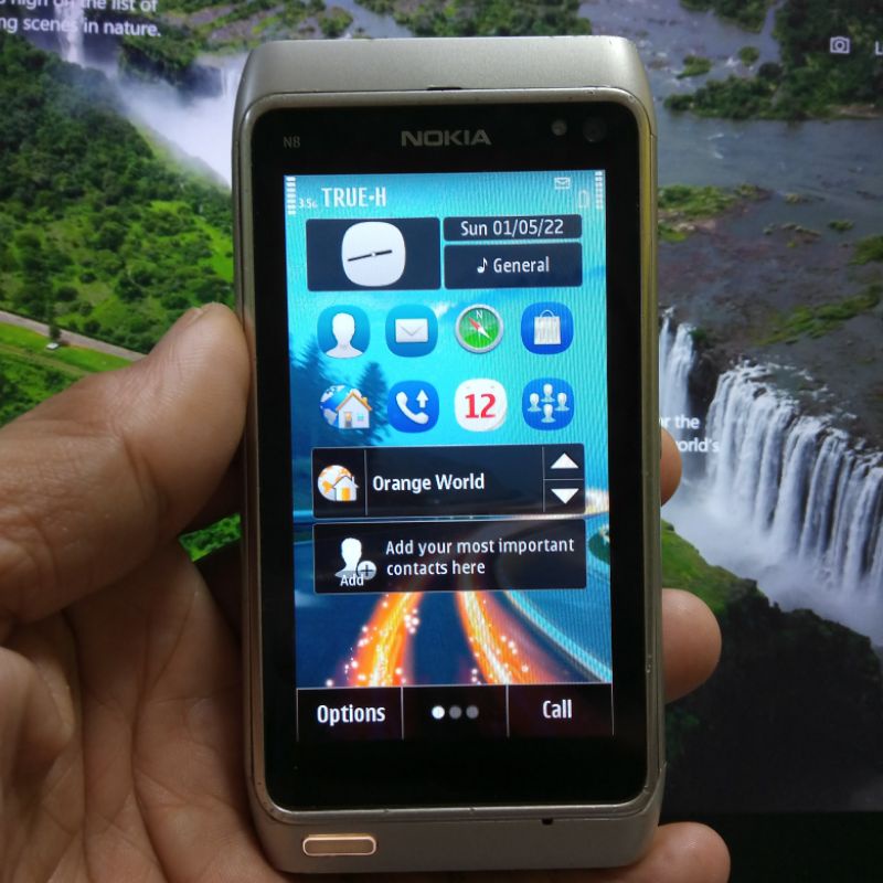 Nokia N8 มือสองเครื่องนอก ORANGE สีSilver มีป้ายส้ม orange หายาก อีมี่ตรง ใช้งานได้