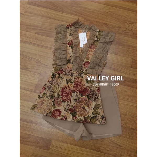 🐏 ป้าย Valley Girl 🐏 🌾 Size L 🌾 ชุดเซตผ้าทอลายฮิต แต่งระบาย ผ่าหน้า 🐏🌾