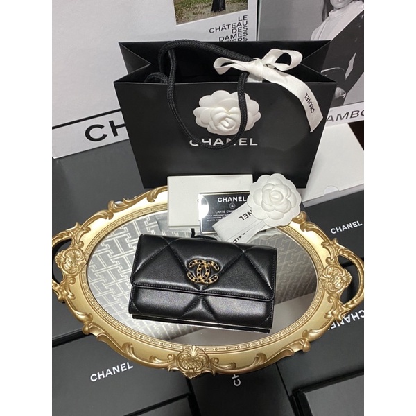 New Chanel19 Medium Wallet แท้100%