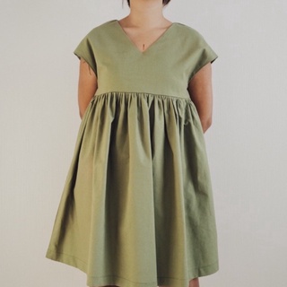 เดรส เอมิสีเขียวมะกอก Ami dress olive green linen