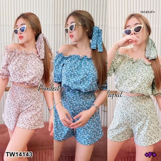 ME14143 New Collection Set 3 ชิ้น เปิดไหล่ มาพร้อมที่มัดผม + กางเกงขาสั้น ลายดอกไม้ มาค่ะซัมเมอร์นี้ต้องจัดแล้วค่ะจะทะเล
