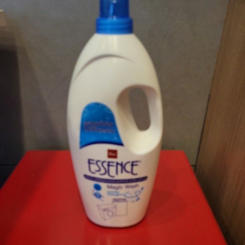 Essence น้ำยาซักผ้าเอสเซ้นส์ จากBSC สูตรเครื่องซักผ้า