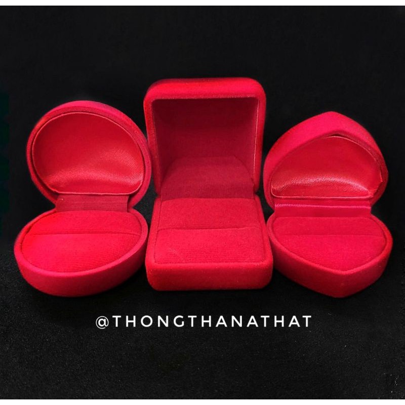 กล่องกำมะหยี่ใส่เครื่องประดับกล่องใส่แหวนทรงสูงขนาด5x5x6cmสีแดง12ชิ้น