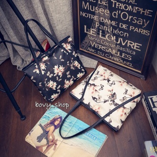 กระเป๋าสะพาย Tote ลายดอกไม้ พร้อมส่ง+ส่งฟรี