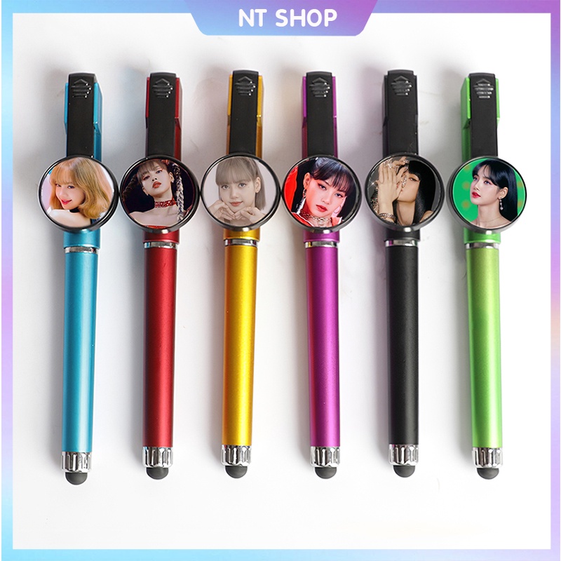 ปากกา Lisa BLACKPINK 3 in 1 (ปากกา+ปากกาสัมผัส+ที่วางโทรศัพท์)