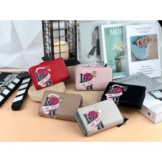 Lyn Semi Wallet กระเป๋าสตางค์ใบกลาง