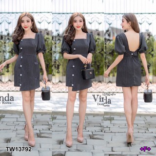 👗Pfashion [ส่งไว!!🚛] P13792 เดรสกระโปรงป้ายหน้าแขนพองลายริ้ว