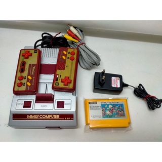 Famicom จอยเม็ดถั่ว ระบบ AV สีเงิน ชุดไฟไทยพร้อมเล่น แถมมารีโอ้แท้ จอยแบบโทโบ เครื่องสีเงินงานCustom สีสวยงาม