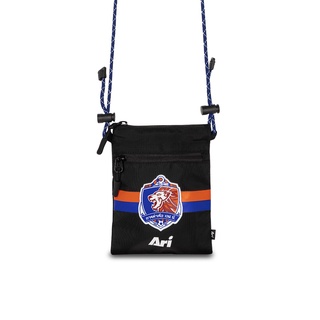 ARI PORT FC 2021/22 MINI BAG - BLACK/NAVY/ORANGE กระเป๋า สะพายข้าง ห้อยคอ อาริ การท่าเรือ สีดำ