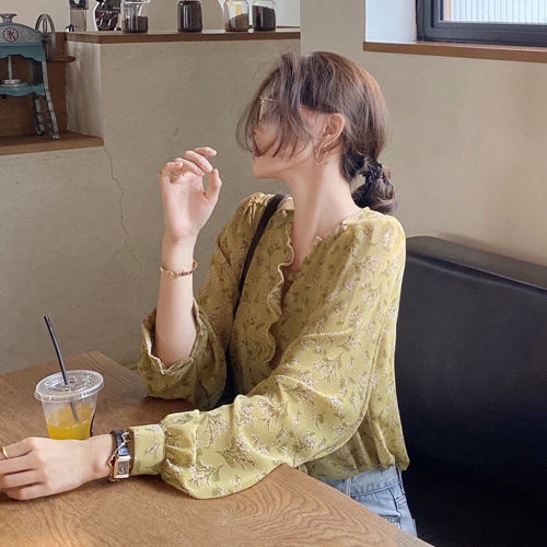 เสื้อผ้าแฟชั่นผู้หญิง เสื้อเชิ๊ตชีฟอง ลายดอกไม้แขนยาว แฟชั่นเกาหลี ท็อปส์ผู้หญิง