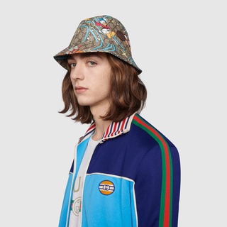 Gucci X Disney donald duck bucket hat ของใหม่ พร้อมส่ง