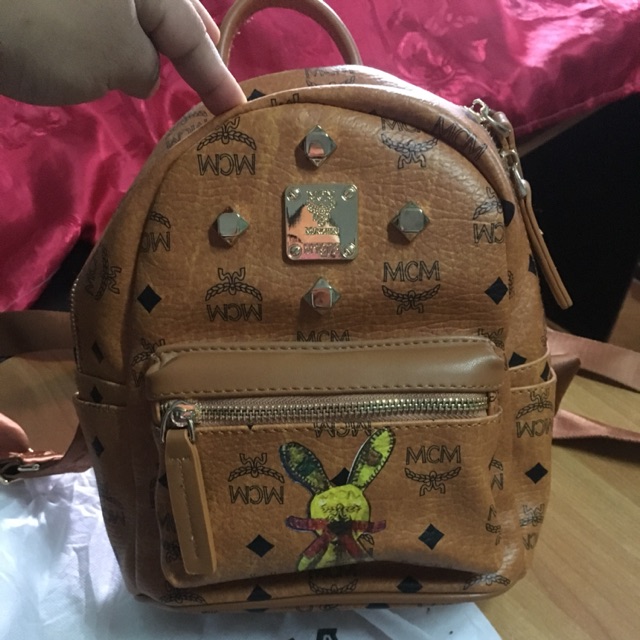 กระเป๋าเป้ MCM