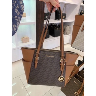 ของแท้100%พร้อมส่งที่ไทย🎊Michael Kors Charlotte 35T0GCFT3B Large Top Zip Tote Bag In Brown