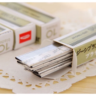 ใบมีดโกน สำหรับโกนหนวด กันขนคิ้ว 1กล่อง10ชิ้น