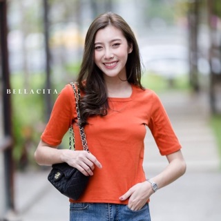 BELLACITA เสื้อยืดคอเหลี่ยม ผ้านิ่มยืด เนื้อผ้าดี☺️