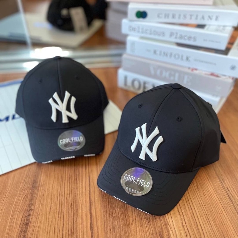 พร้อมส่ง หมวก MLB สีดำ แท้ %