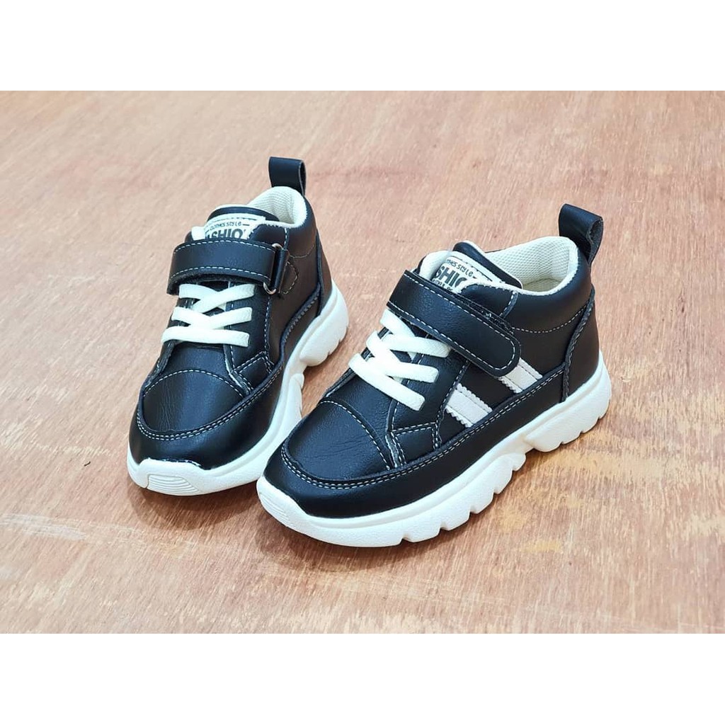 BOYS SHOES / รองเท้า CHILDREN นําเข้า E2-415