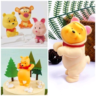 โมเดลหมี Pooh ตกแต่งหน้าเค้ก 💞สินค้าพร้อมส่งนะคะ💞