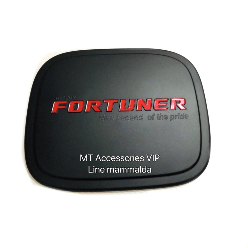 fortuner 2015-2024 ครอบฝาถังน้ำมัน ฟอจูนเนอร์สีดำโลโก้แดง