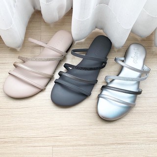 [ส่งฟรี] Footfit - Fluffy sandals พื้นนุ่ม ไม่ยุบตัว ใส่สบาย
