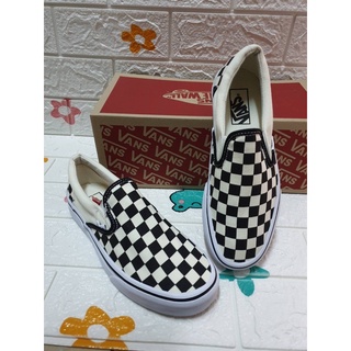 รองเท้าผ้าใบ รองเท้าสวมสลิปออน รองเท้าvans รองเท้าผ้าใบผู้ชายและผู้หญิง รองเท้าผ้าใบราคาถูก