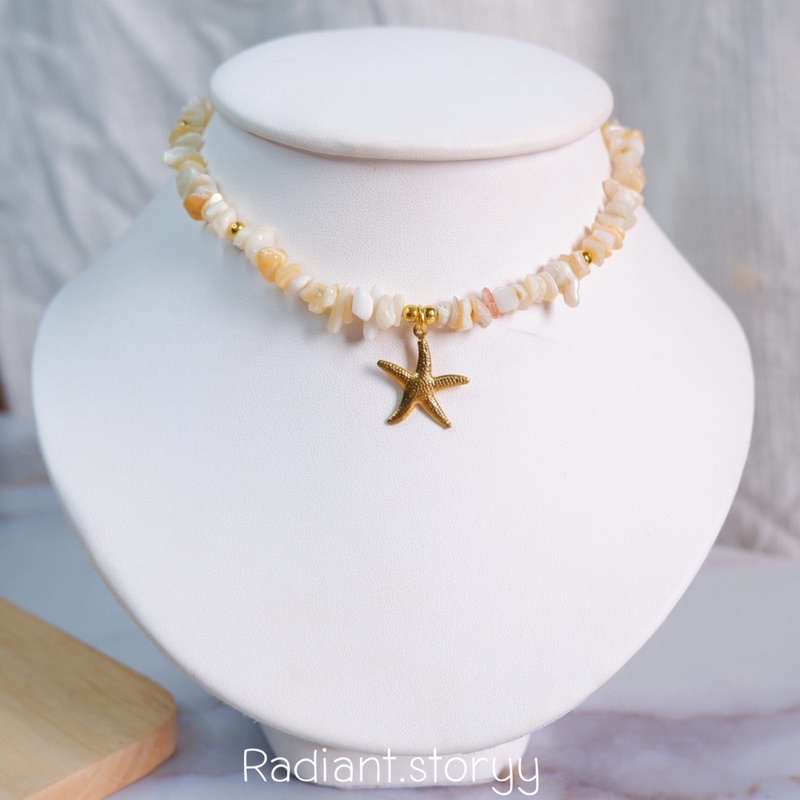 พร้อมส่งจากไทย 🇹🇭 สร้อยไปทะเล หินแตกสีธรรมชาติแต่งจี้ปลาดาว