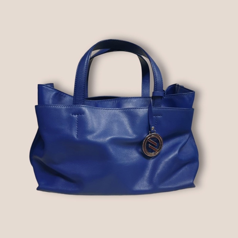 Leather bag Daniel hechter กระเป๋าหนังแท้สีน้ำเงิน สภาพดีมากๆ