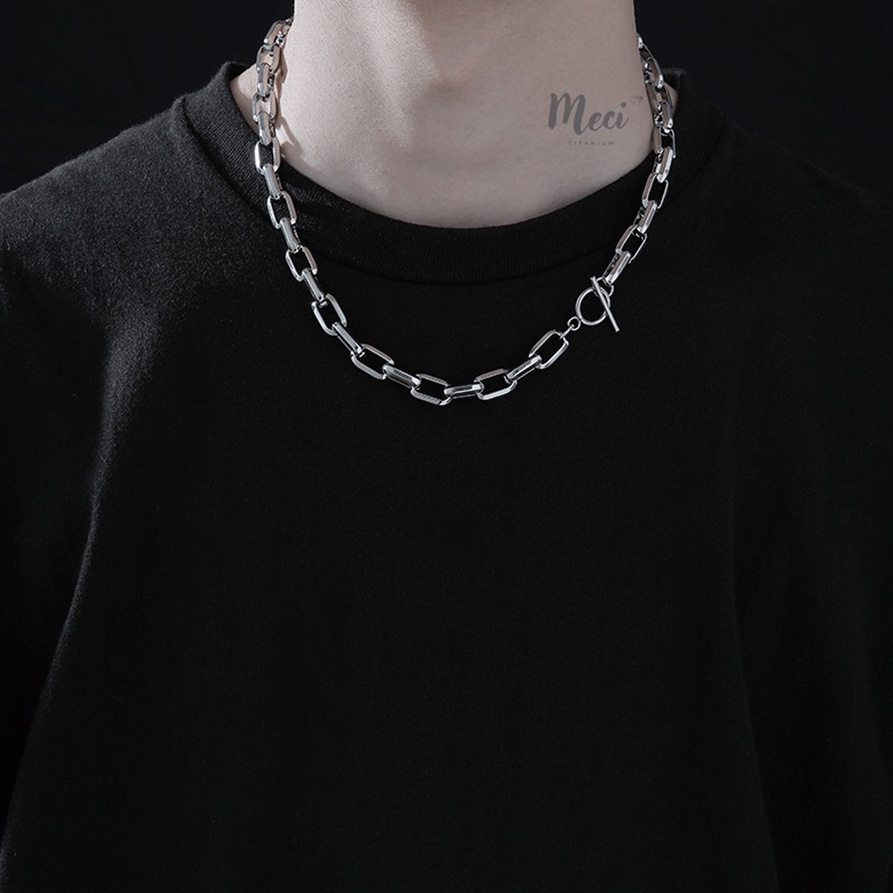 สร้อยคอโซ่หัวเข็มขัด OT สไตล์ ไม่จํากัดเพศ สําหรับผู้ชายและผู้หญิง | MECI TITANIUM VCM1