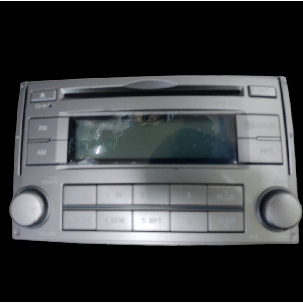 เครื่องเล่นวิทยุ 2 Din CD MP3 ของ Hyundai H-1 เดิมๆๆ