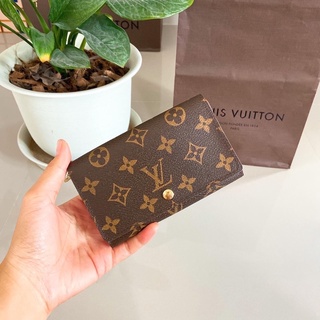 Lv Tresor มือสองของแท้💯ค่ะ (รบกวนทั่กแชทก่อนสั่งค่ะ)