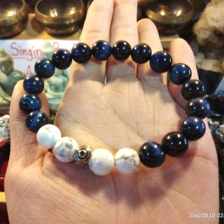 Blue tigers eyes &amp; Howlite 10mm หินแท้รับประกัน สร้อยข้อมือหินนำโชค