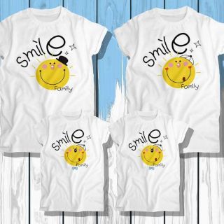 เสื้อครอบครัว พ่อแม่ลูก ลายยิ้ม smile Family  สีขาว ผ้านุ่ม ใส่สบาย