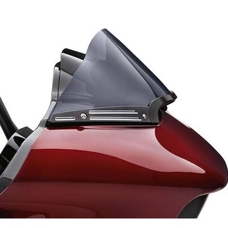 Road  Glide  Windshield  Trim®