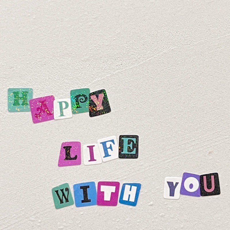 Alphabet Sticker สติ๊กเกอร์ตัวอักษรเคลือบบลิ้งๆ น่ารัก แต่งการ์ด ไดอารี่