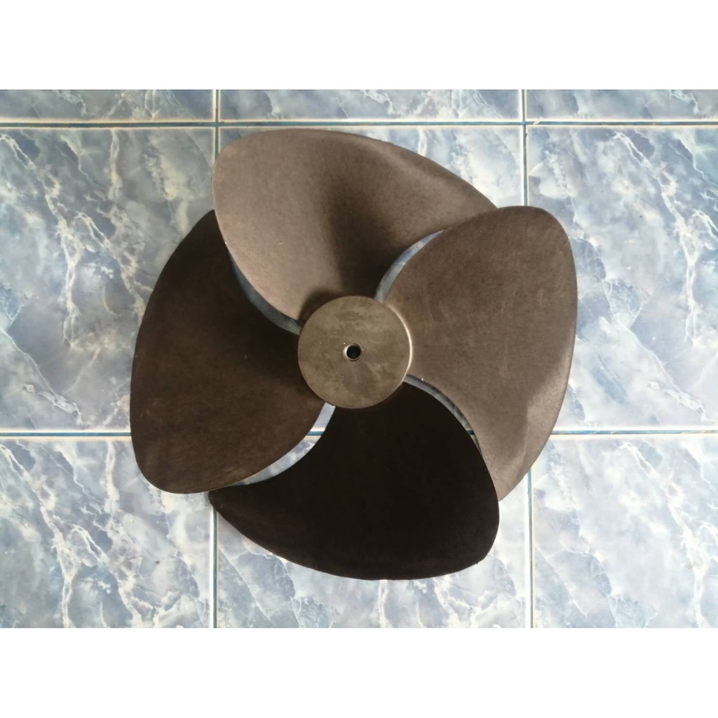 0000522 ใบพัดคอนเดนซิ่ง ใบพัดลม คอยล์ร้อน  พลาสติก 18 นิ้ว (Fan Motor Air size 18  Inch) แบบรูใหญ่ (